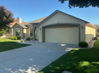 811 Canyon Park Ave, Twin Falls, ID 83301
