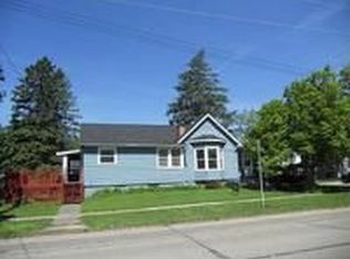 930 Grove St, Dekalb, IL 60115