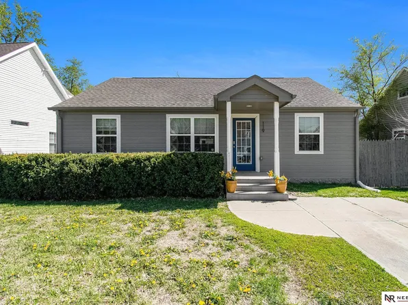 119 W Hudspith St, Valley, NE 68064