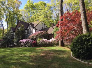 2 Warren Cutting Rd, Chester, NJ 07930