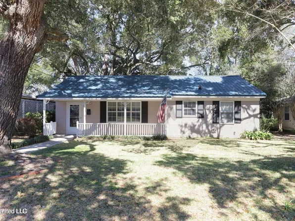 1778 Currie St, Biloxi, MS 39531