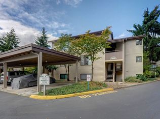 15141 Sunwood Blvd #EE32, Tukwila, WA 98188