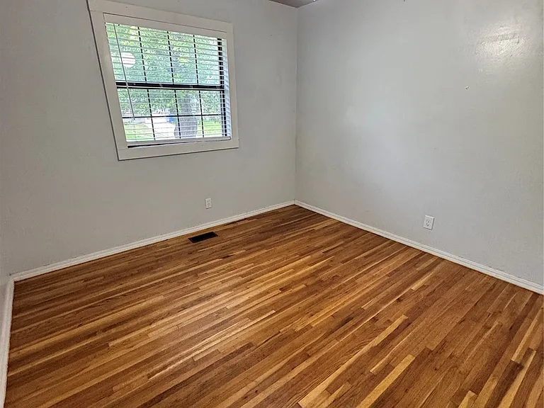 5519 N Garrison Pl — Photo 7