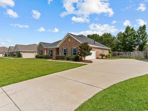 123 Litchfield Dr, Dothan, AL 36301