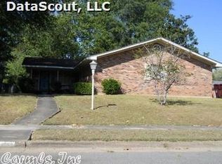 4000 King Richard Cir, Pine Bluff, AR 71603