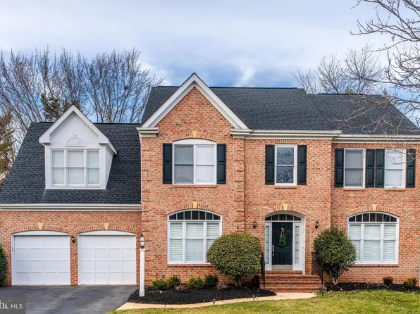 47794 Brawner Pl, Sterling, VA 20165