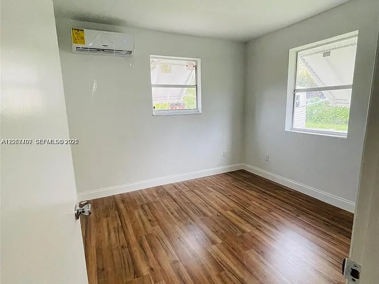 12330 NW 17th Ct — Photo 9