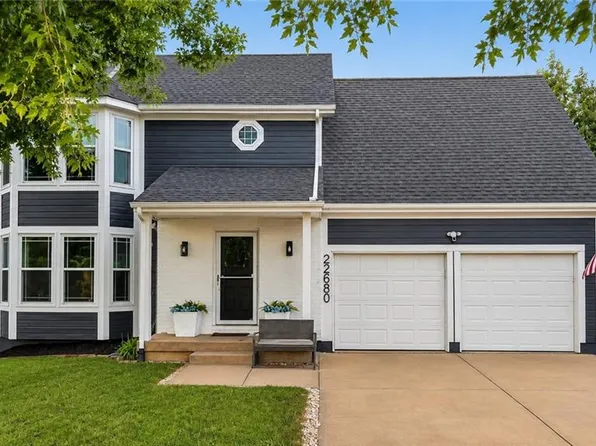 22680 S Franklin St, Spring Hill, KS 66083