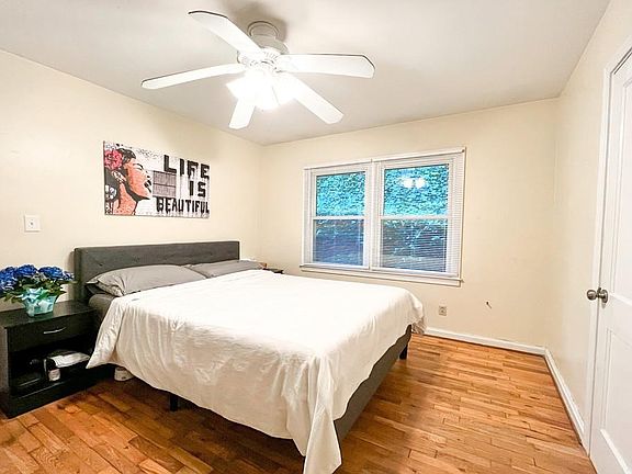 4th image of 1777 Piedmont Way NE #B