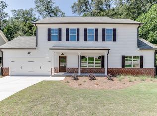 615 Lakeview Bend Cir, Jefferson, GA 30549
