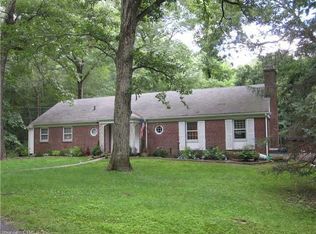 50 Deer Run Rd, Woodbridge, CT 06525