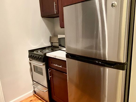 3rd image of 765 9th Ave APT 2S