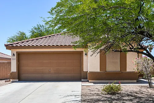 1006 S Clancy Cir Photo 1