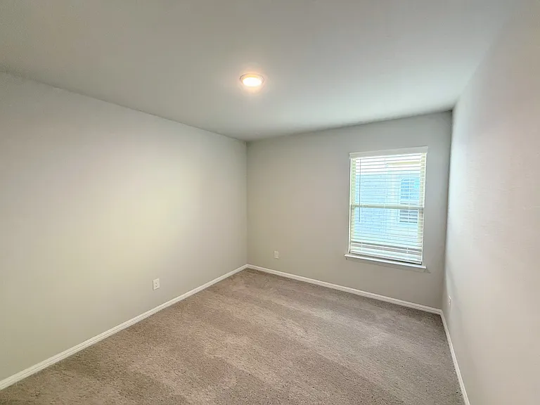 13140 Zion Dr — Photo 22
