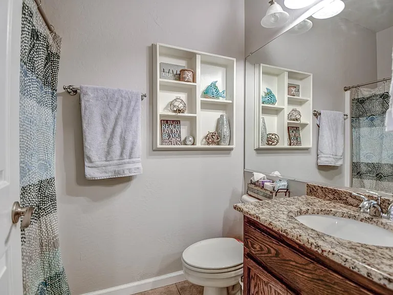 2567 E Brooks St — Photo 24