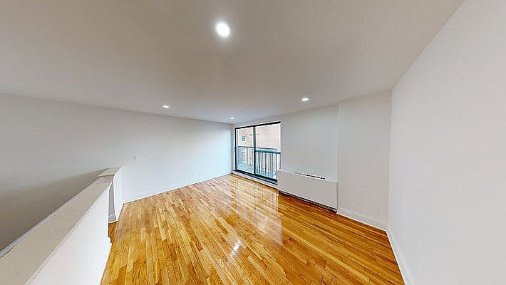 1st image of 123 E 54th St APT 8B