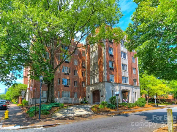 301 W 10th St APT 404, Charlotte, NC 28202