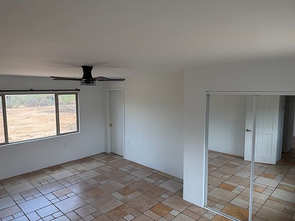 4th image of 12555 N Como Dr