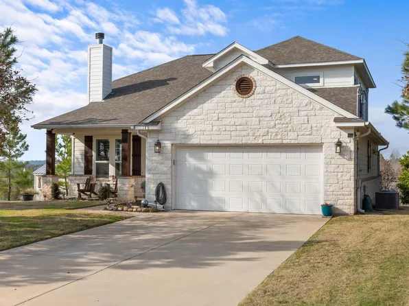 180 River Forest Dr, Bastrop, TX 78602