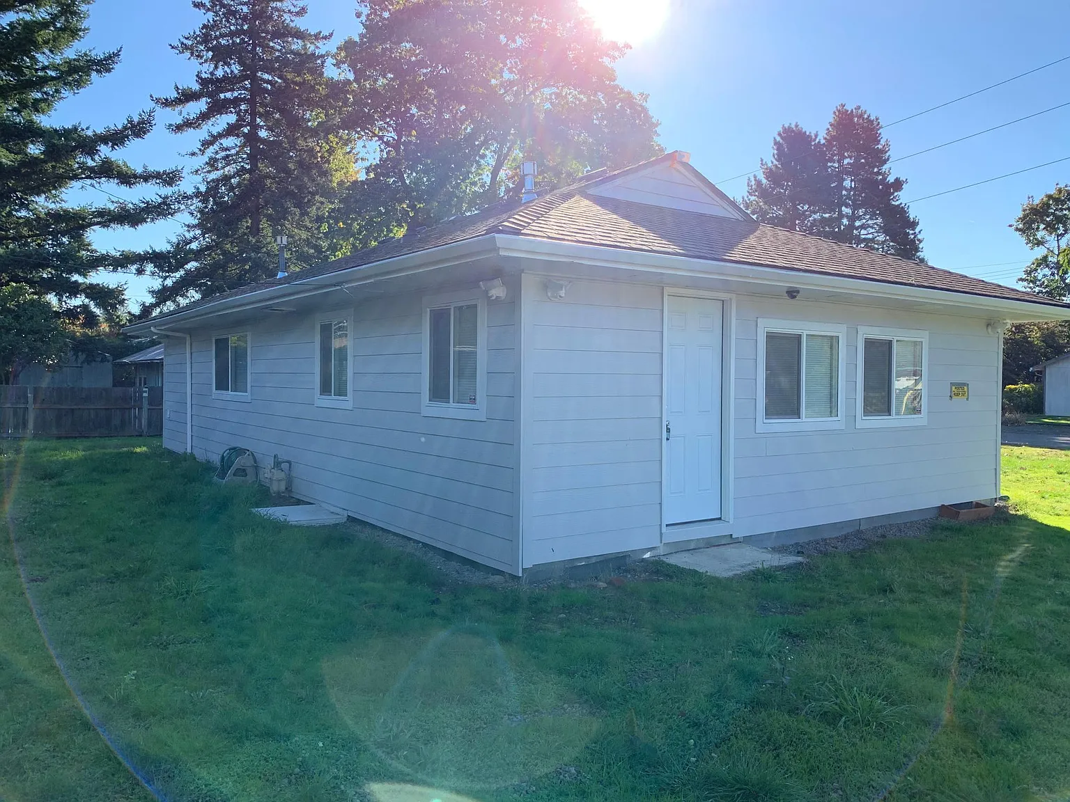 2 bed, 1000 sqft, $1,800 — Photo 2