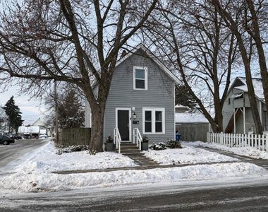 217 Mill St, Oshkosh, WI, 54901