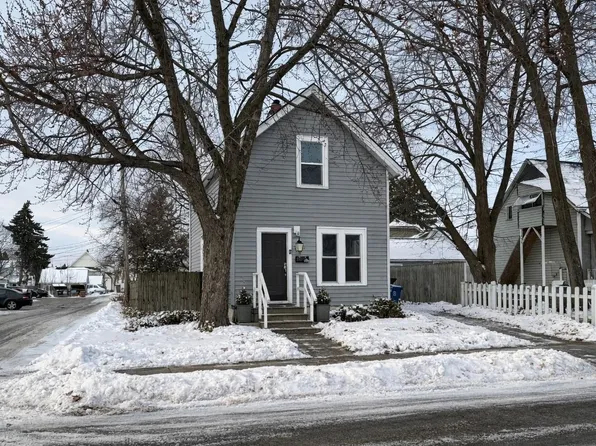 217 Mill St, Oshkosh, WI 54901