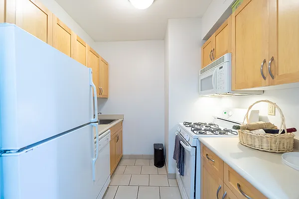 Rented by Compass | media 3