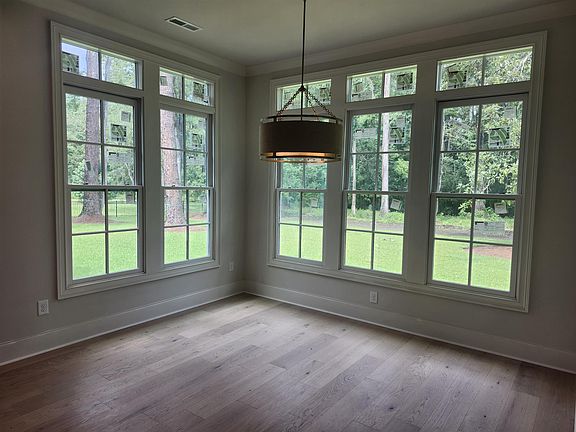 4th image of 231 Tuckers Rd.