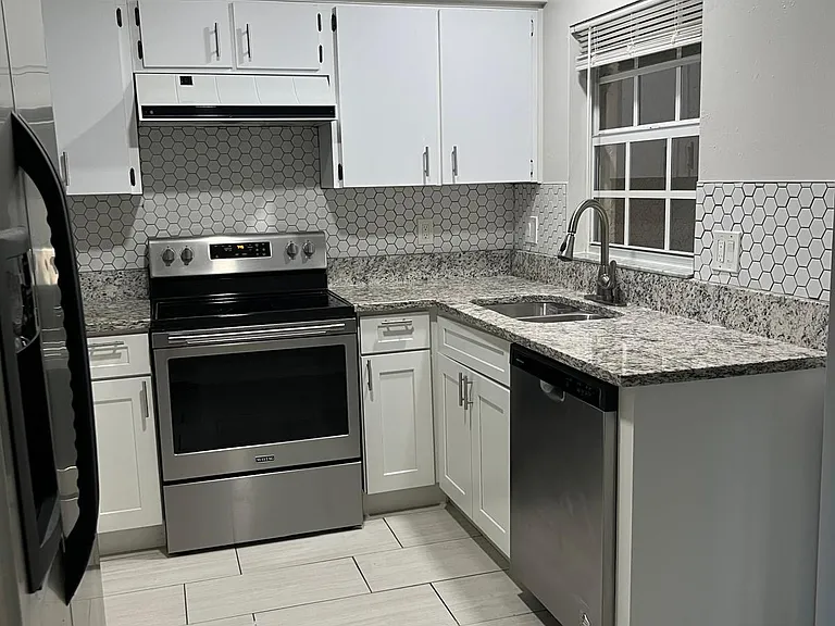 2879 Thaxton Dr #55 — Photo 7