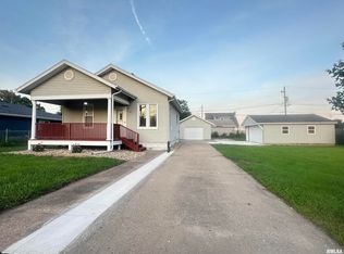 108 2nd St, South Pekin, IL 61564