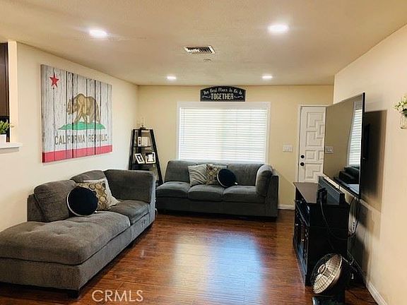 3rd image of 1421 Calaveras Ct