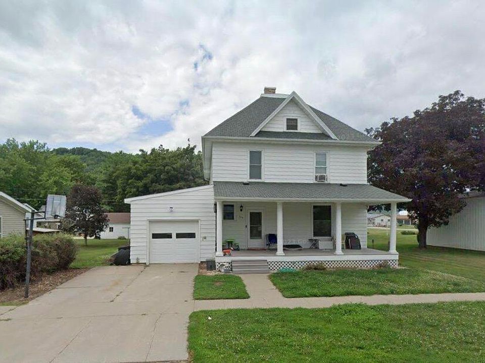 1st image of 355 2nd St SE