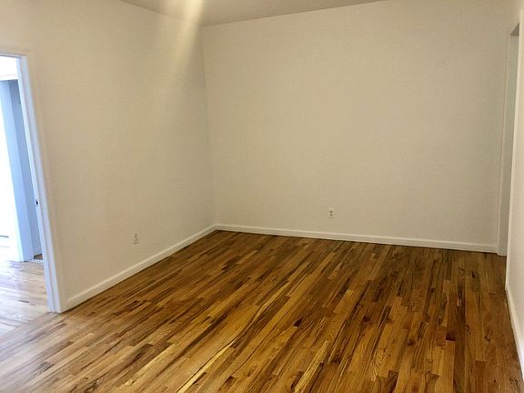 3rd image of 130 Post Ave APT 335