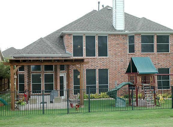 3rd image of 2402 Watercrest Dr