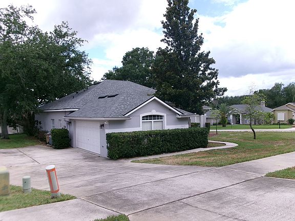 2nd image of 12415 Lake Valley Dr