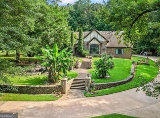 3000 Cathedral Pl, Decatur, GA