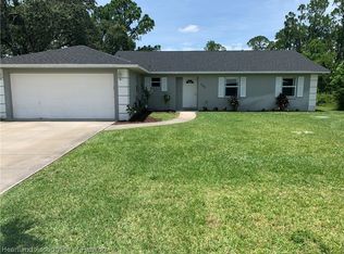137 Bimini St NE, Lake Placid, FL 33852