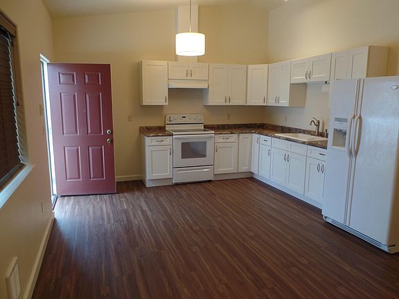 3rd image of 428 W Bell St #B