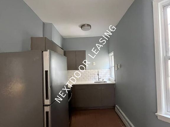 4th image of 1048 Broadway #4M