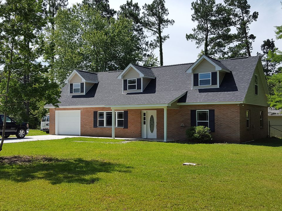 Front of house from Bull Run