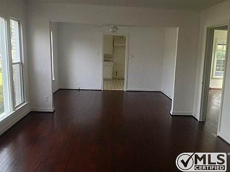 5th image of 4318 W Lovers Ln
