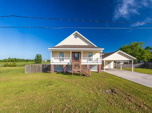 508 Twin Oaks Dr, Raceland, LA 70394