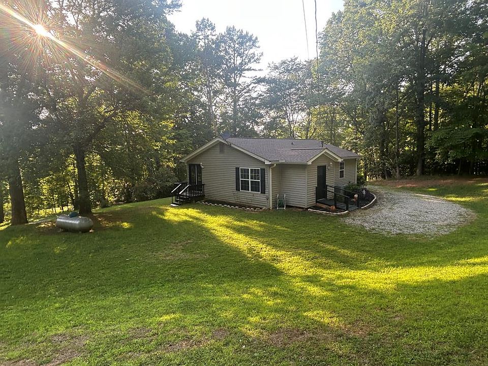 1st image of 4064 State Highway 325