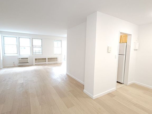 3rd image of 138-10 Franklin Ave #7F