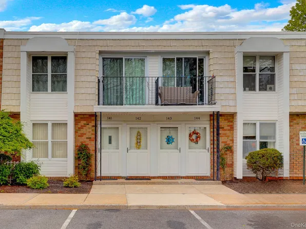 81 Rocky Point Yaphank Road #144, Rocky Point, NY 11778