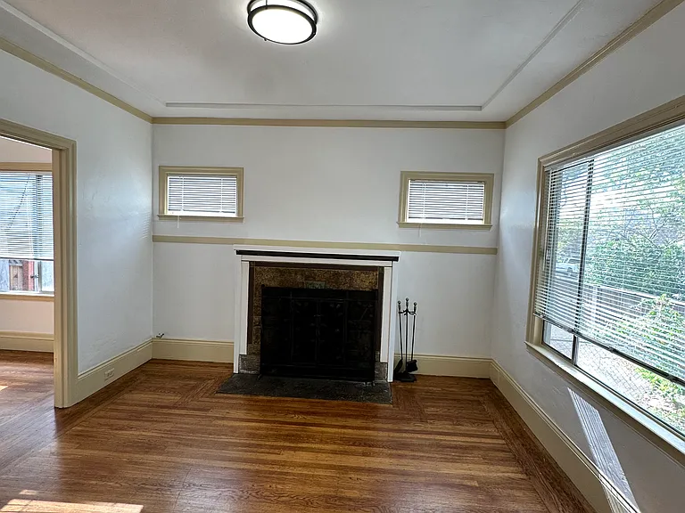 1532 Woolsey St #A — Photo 25