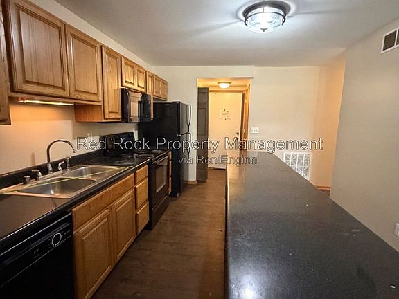 4th image of 1931 Dupont Dr Unit 102