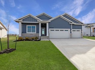 17908 Goodman Dr, Urbandale, IA 50323