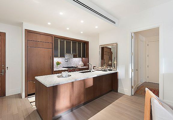3rd image of 100 Barclay St APT 12P