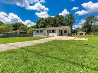 5762 Hill Rd, Powder Springs, GA 30127